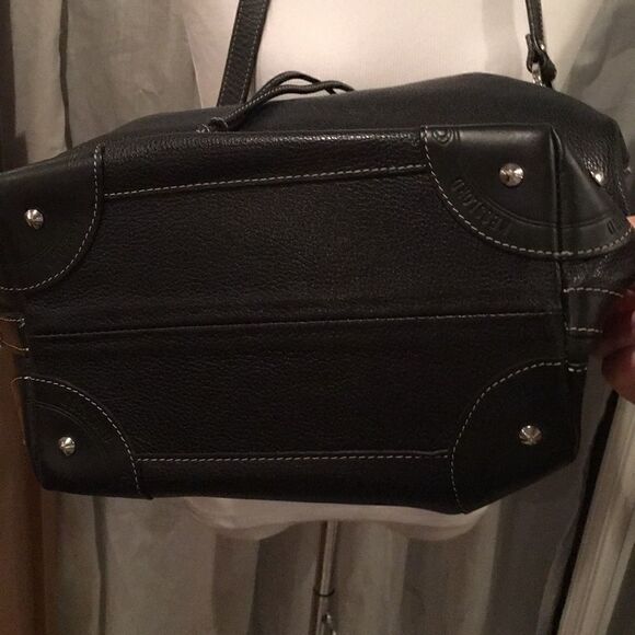 NWOT Kesslord Black Leather silver stud bucket bag - Picture 6 of 9